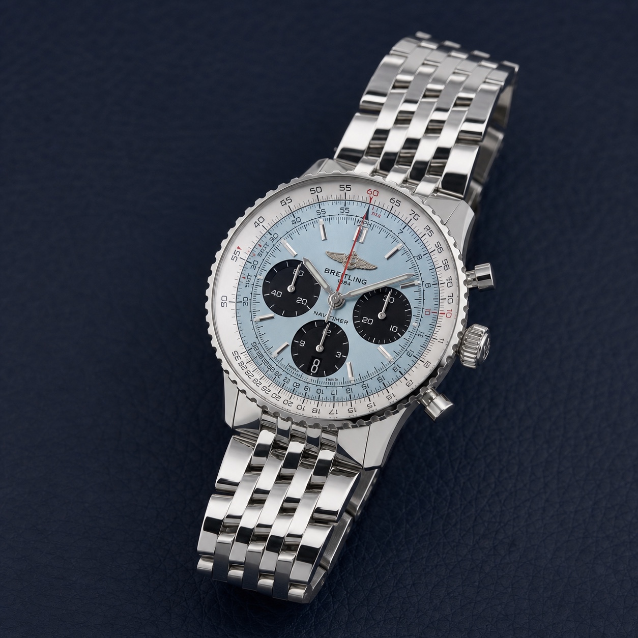 2022 ice-blue Navitimer B01 Chronograph 43, front view
